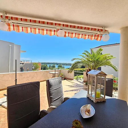 Apartment Bonaca Medulin